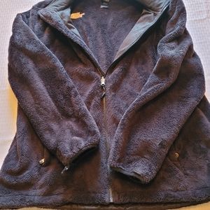 Woman's fleece North Face jacket